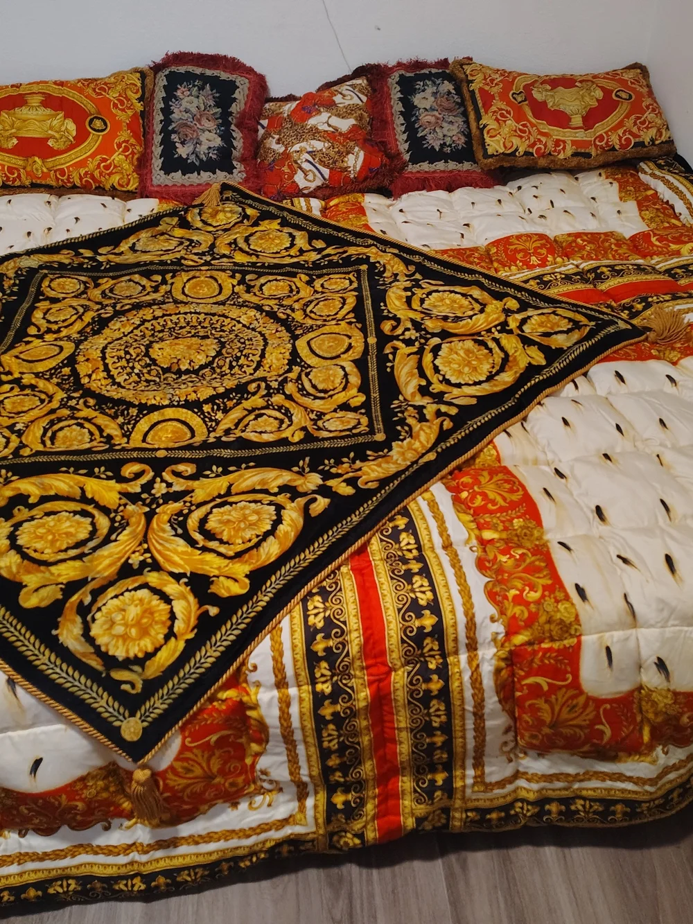 Versace Collection White and Gold Baroque Comforter